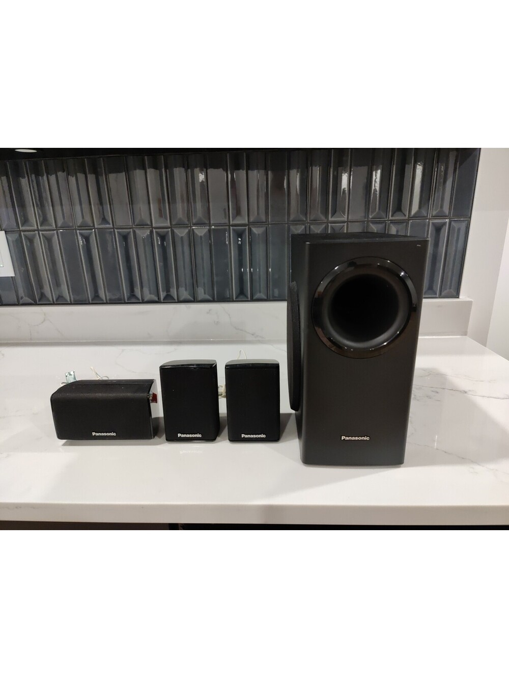 Panasonic Subwoofer SB-HW480 + Home Theater System 3 Speakers SB-HC230 SB-HF230